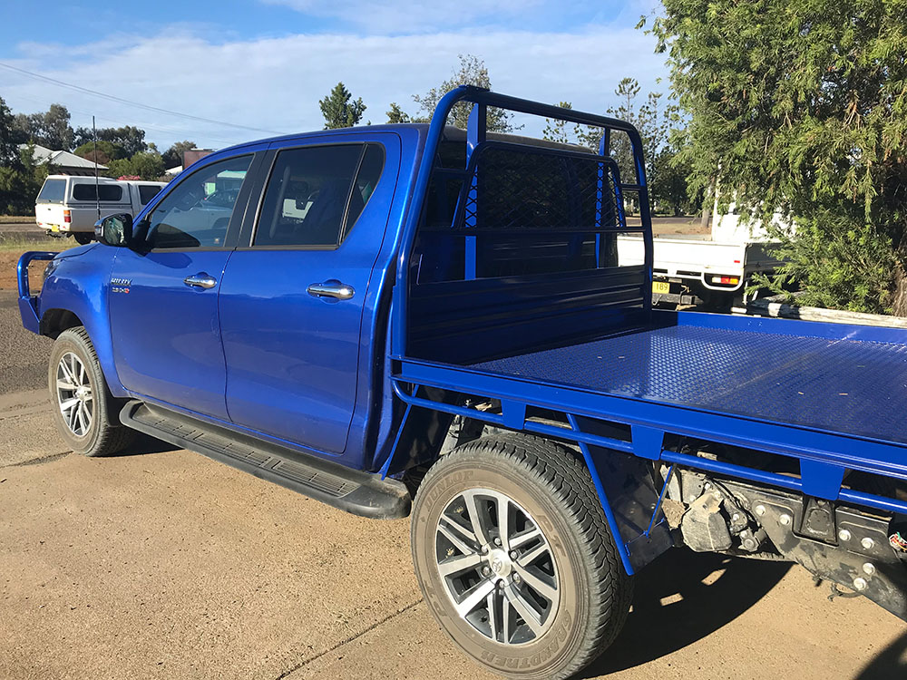 Various Ute Tray Sand Blasting & Powder Coating Powder Coating